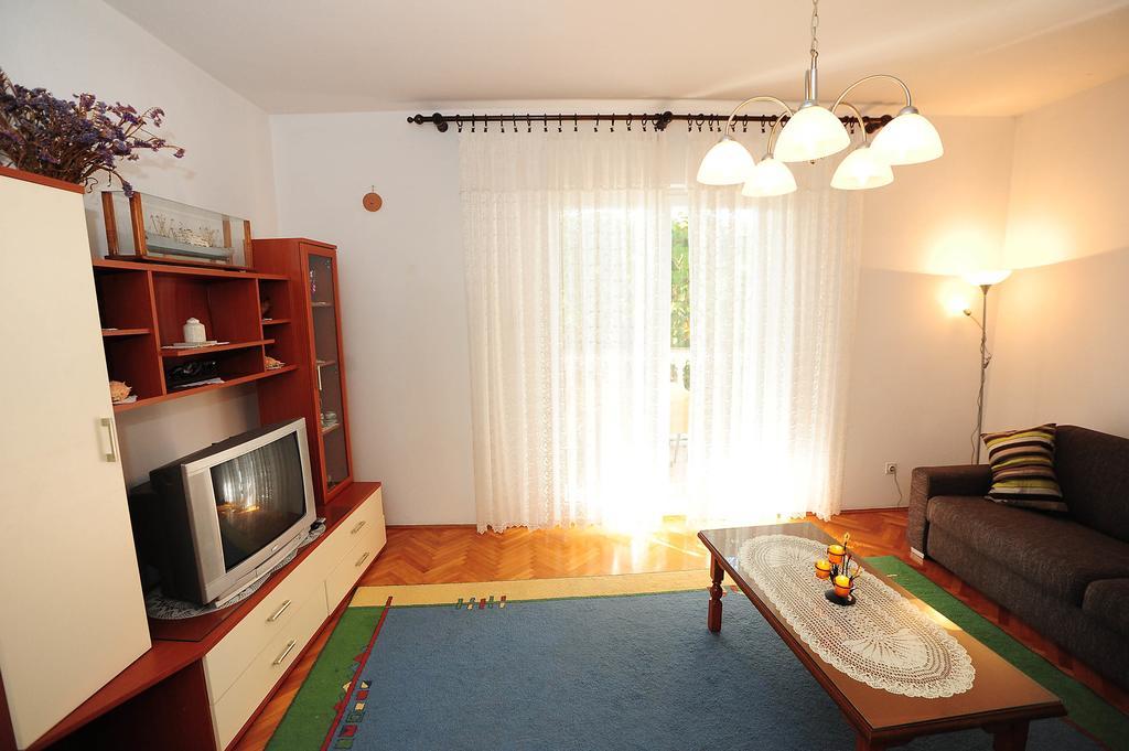 Apartments Luka & Sara 扎达尔 外观 照片